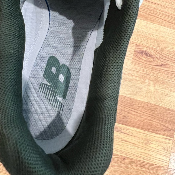 New Balance 550 - Picture 4 of 14